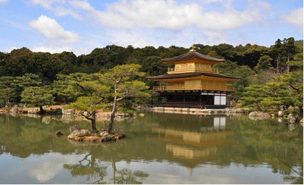 Another amazing garden I frequently use for inspiration is the Golden Pavilion (Rokuonji) in Japan. This is an amazing example of a Japanese garden. Its meandering path offers surprises around every turn.